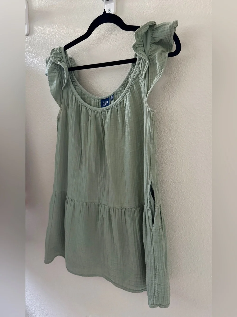 GAP Women's Sage Green Ruffle Sleeve dress